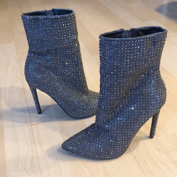 Steve Madden Shoes - Steve Madden Rhinestone Boots